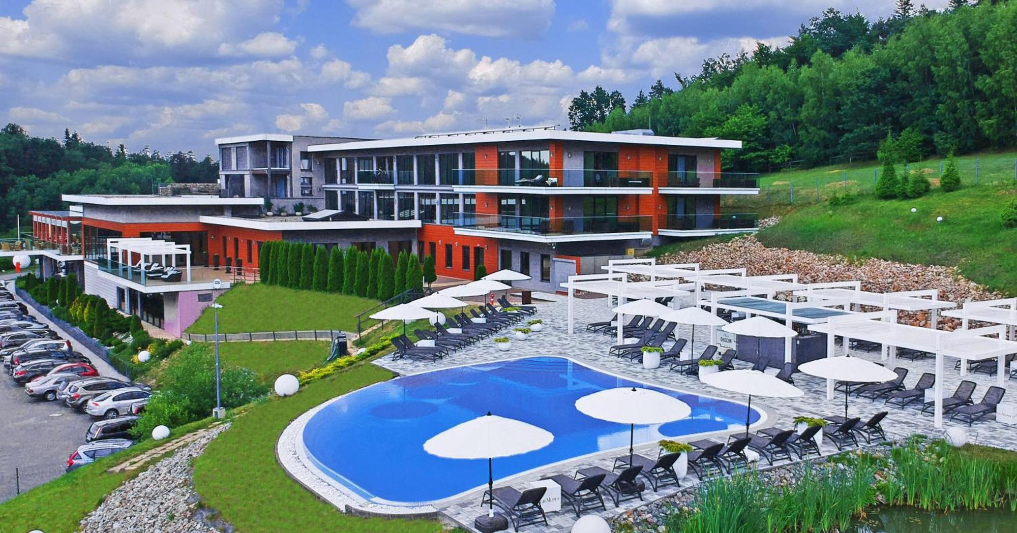 Odyssey Clubhotel Wellness & Spa Adults Only Kielce Esterno foto