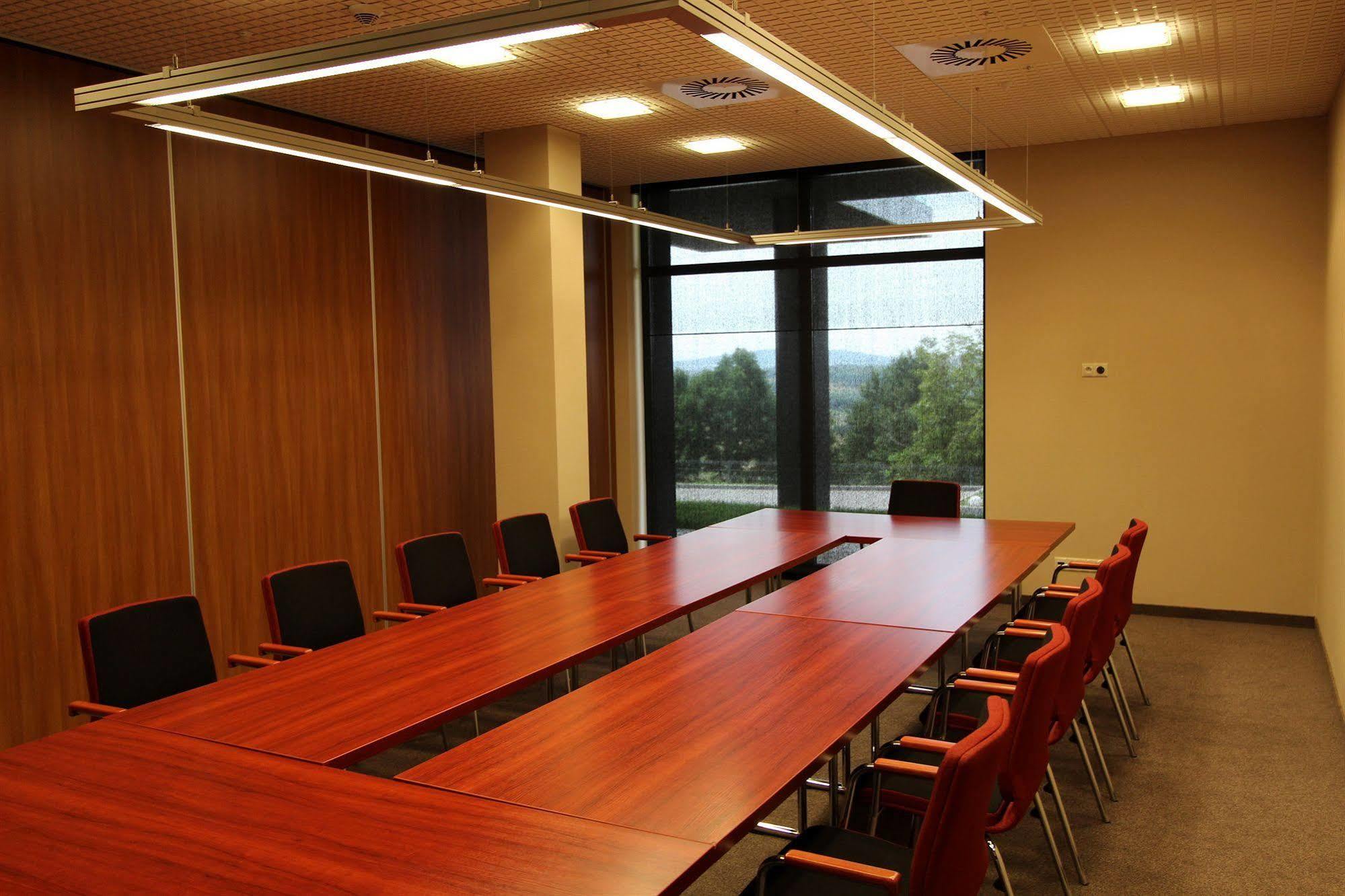 Odyssey Clubhotel Wellness & Spa Adults Only Kielce Esterno foto